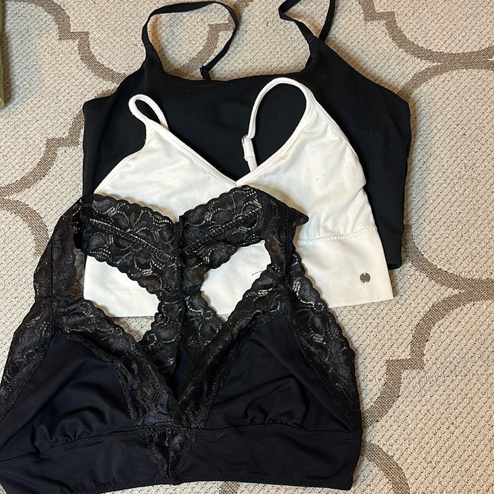 BUNDLE (3 pieces) bras/ bralettes, size small
